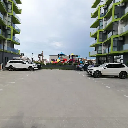 Appartement Dan Alezzi Mamaia Nord *
